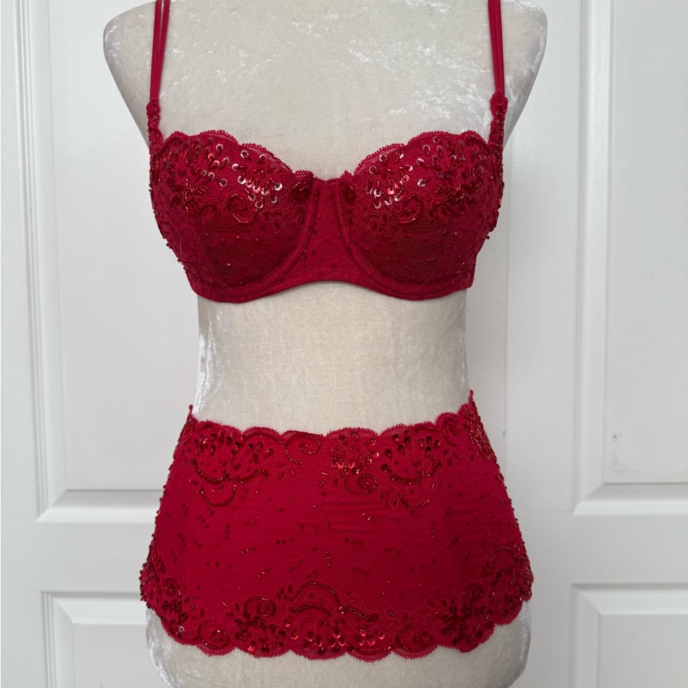 Victoria's Secret Red Sequin Lace Bra Set
